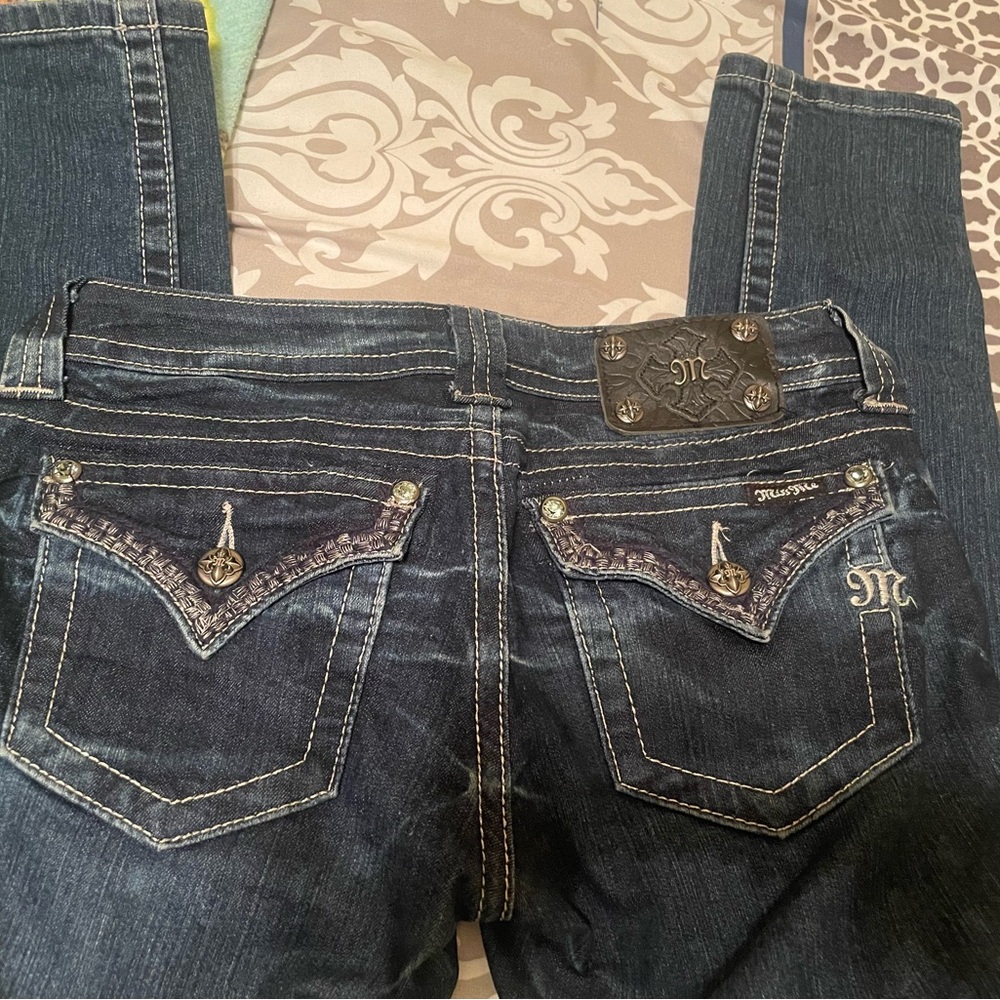 Miss Me Size 27